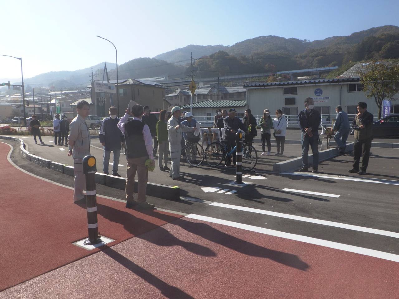 諏訪湖周サイクリングロードの一部開通式典が行われました｜長野県茅野市で土木工事なら株式会社平成にお任せください。
